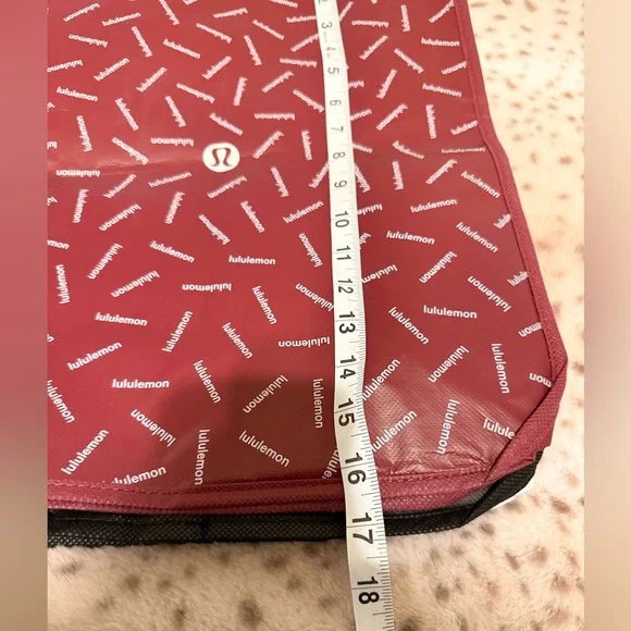 Bundle of 3 Lululemon Bags - Red White Black - Picture 7 of 10